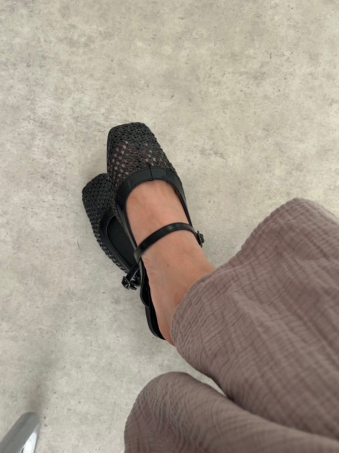 Amara Siyah File Kadın Terlik