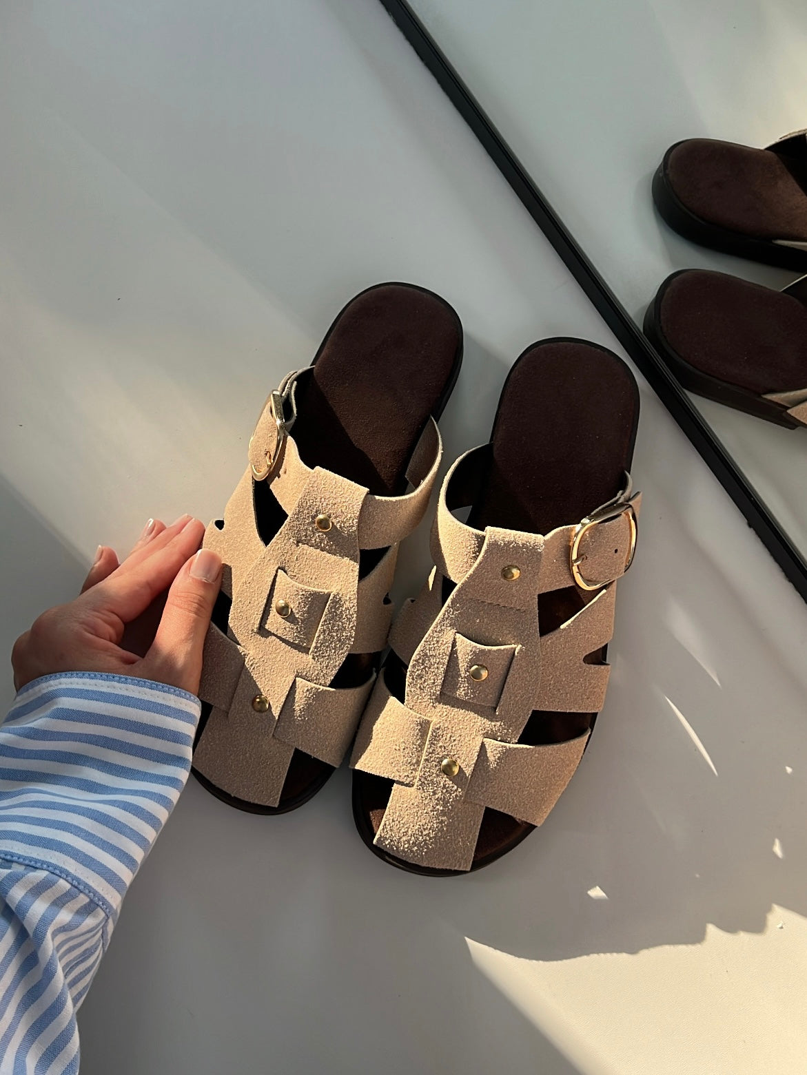 Ares Bej Bantlı Süet Kadın Terlik