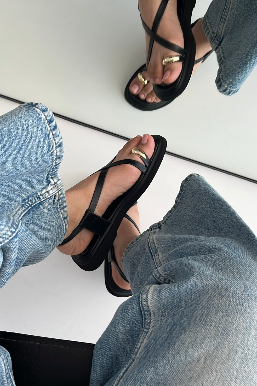 Dolly Siyah Sandalet