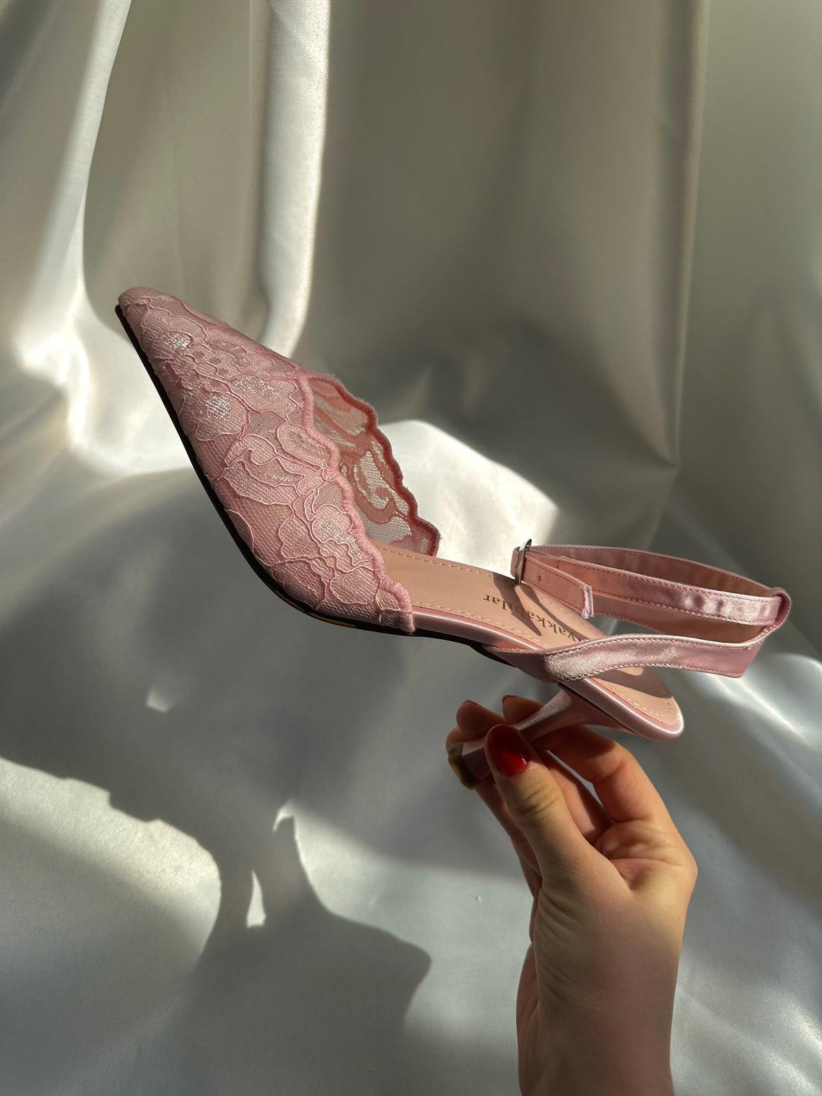 Aurelia Pembe Dantel Topuklu Ayakkabı