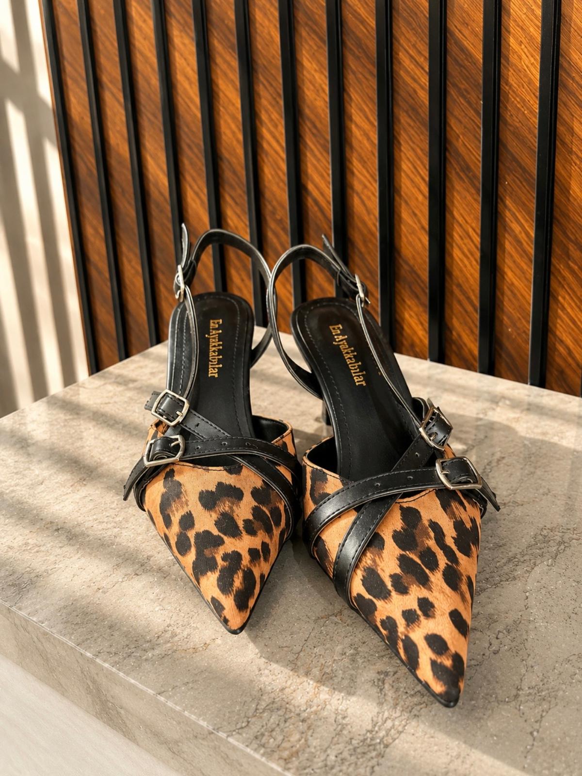 Adore Leopar
