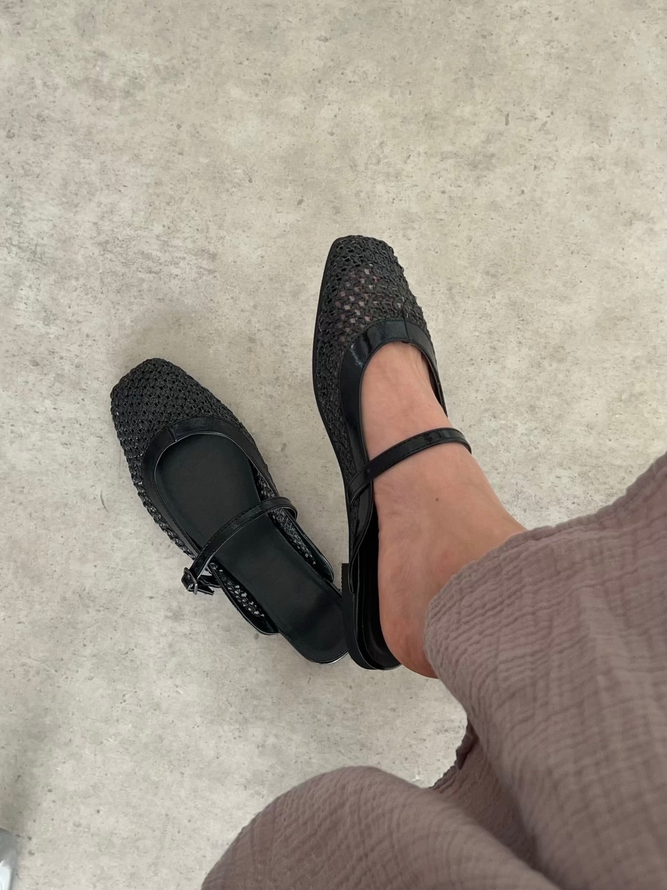 Amara Siyah File Kadın Terlik