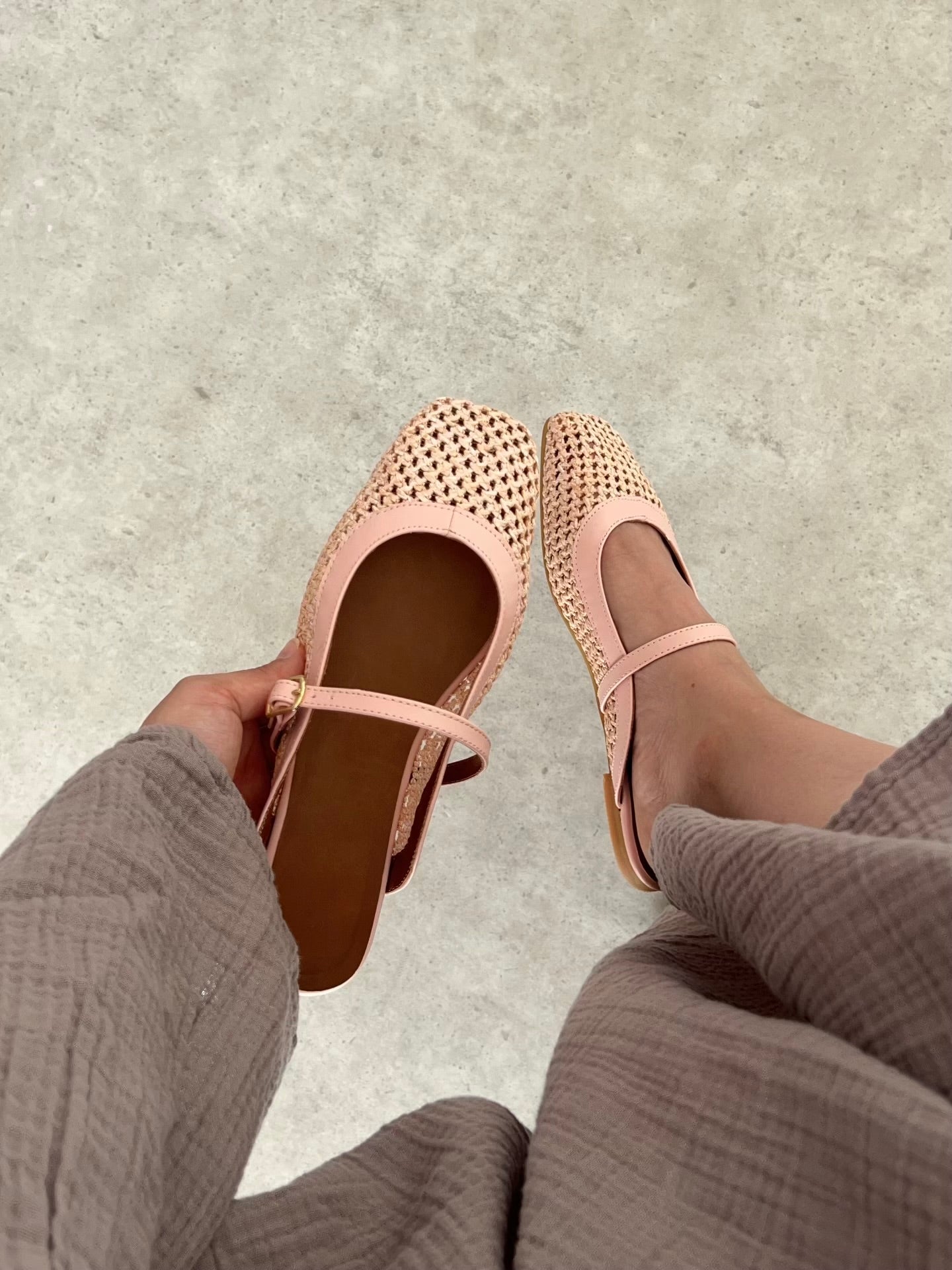 Amara Pembe File Kadın Terlik