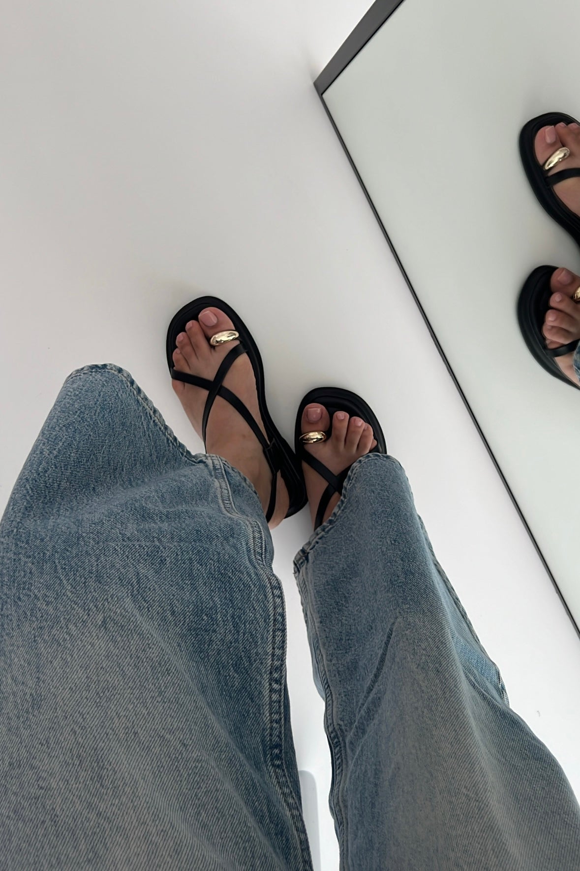 Dolly Siyah Sandalet