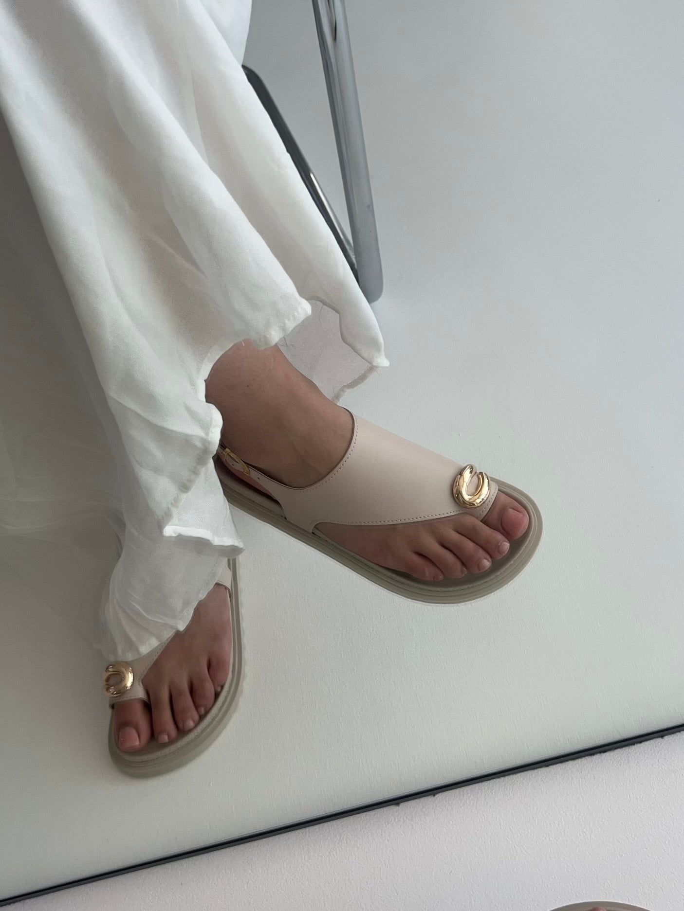 Rox Bej Toka Detaylı Sandalet