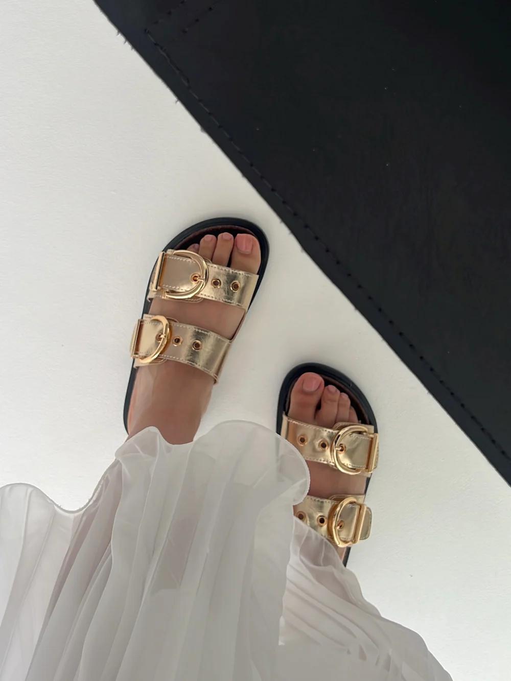 Laura Gold