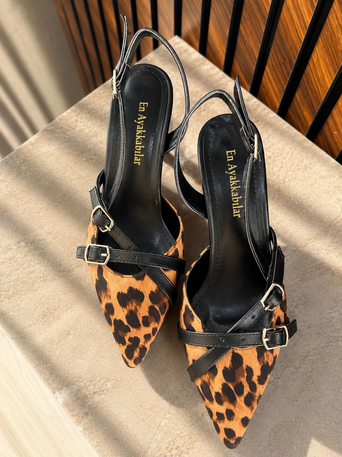 Adore Leopar