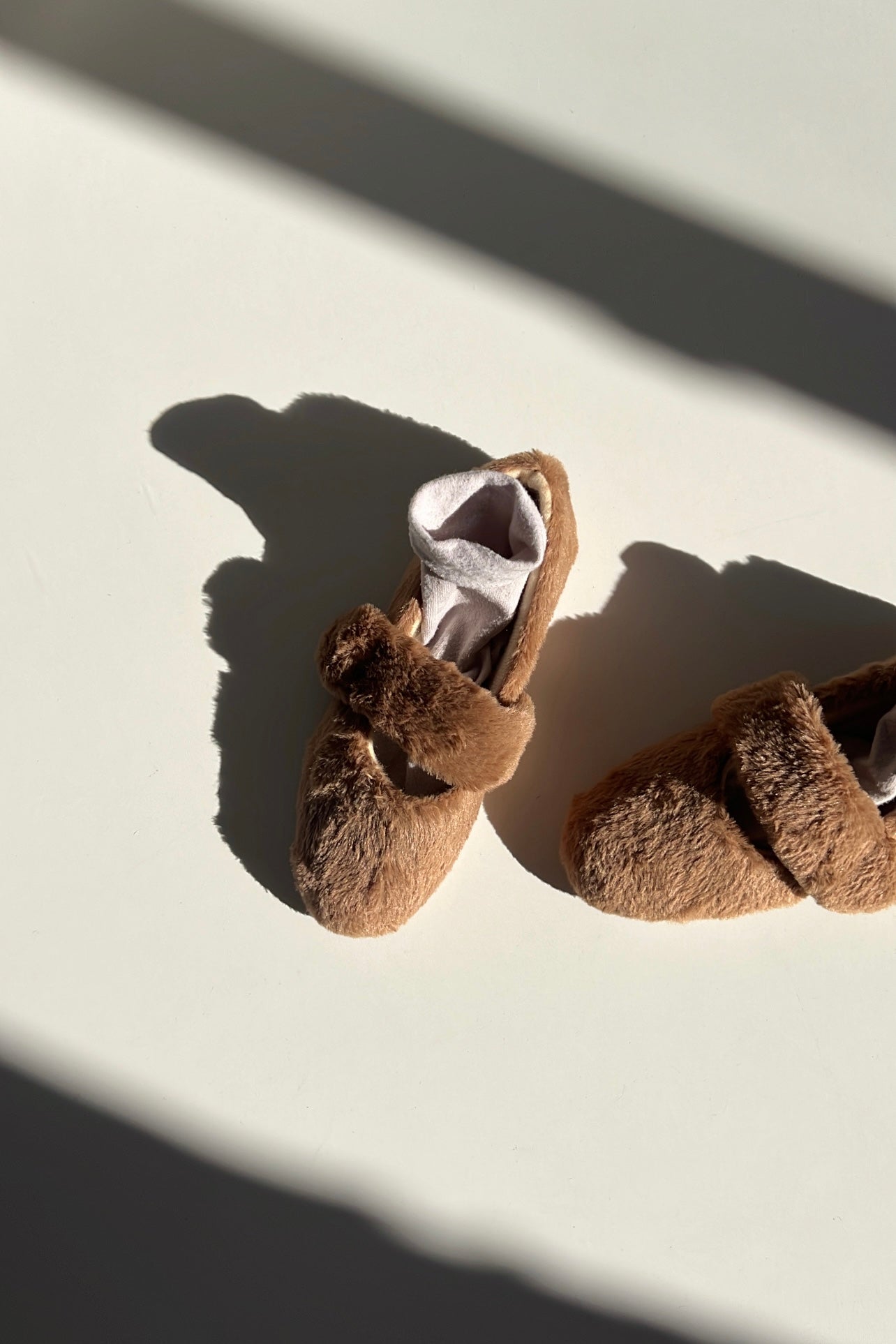 Emma Vizon Kürklü Ev Babeti