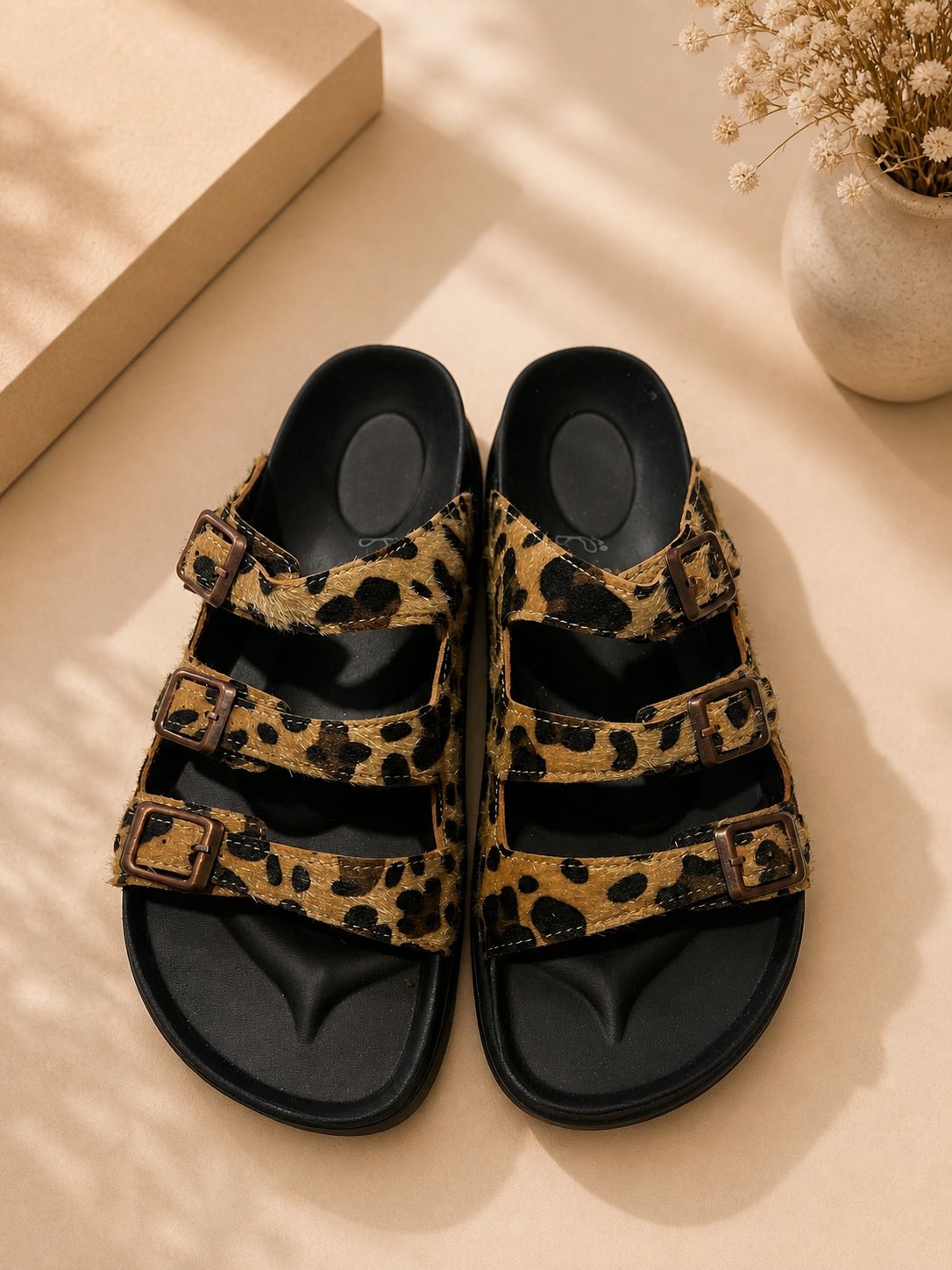 Leopar Sand Üç Kemerli Terlik