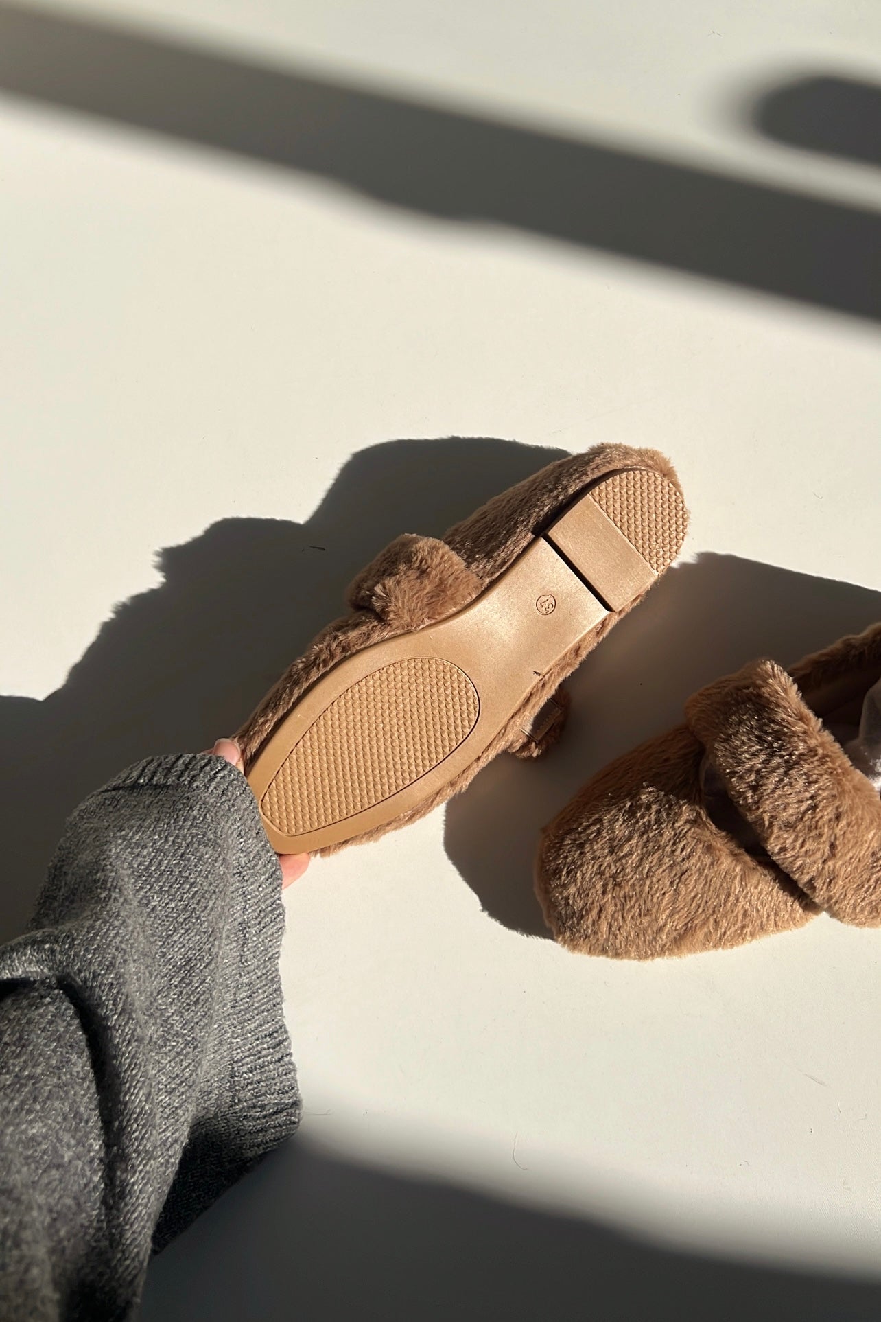 Emma Vizon Kürklü Ev Babeti