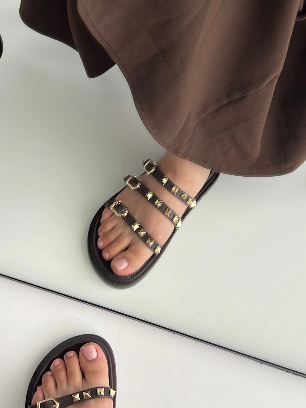 Yoshi Kahve Zımba Detaylı Terlik