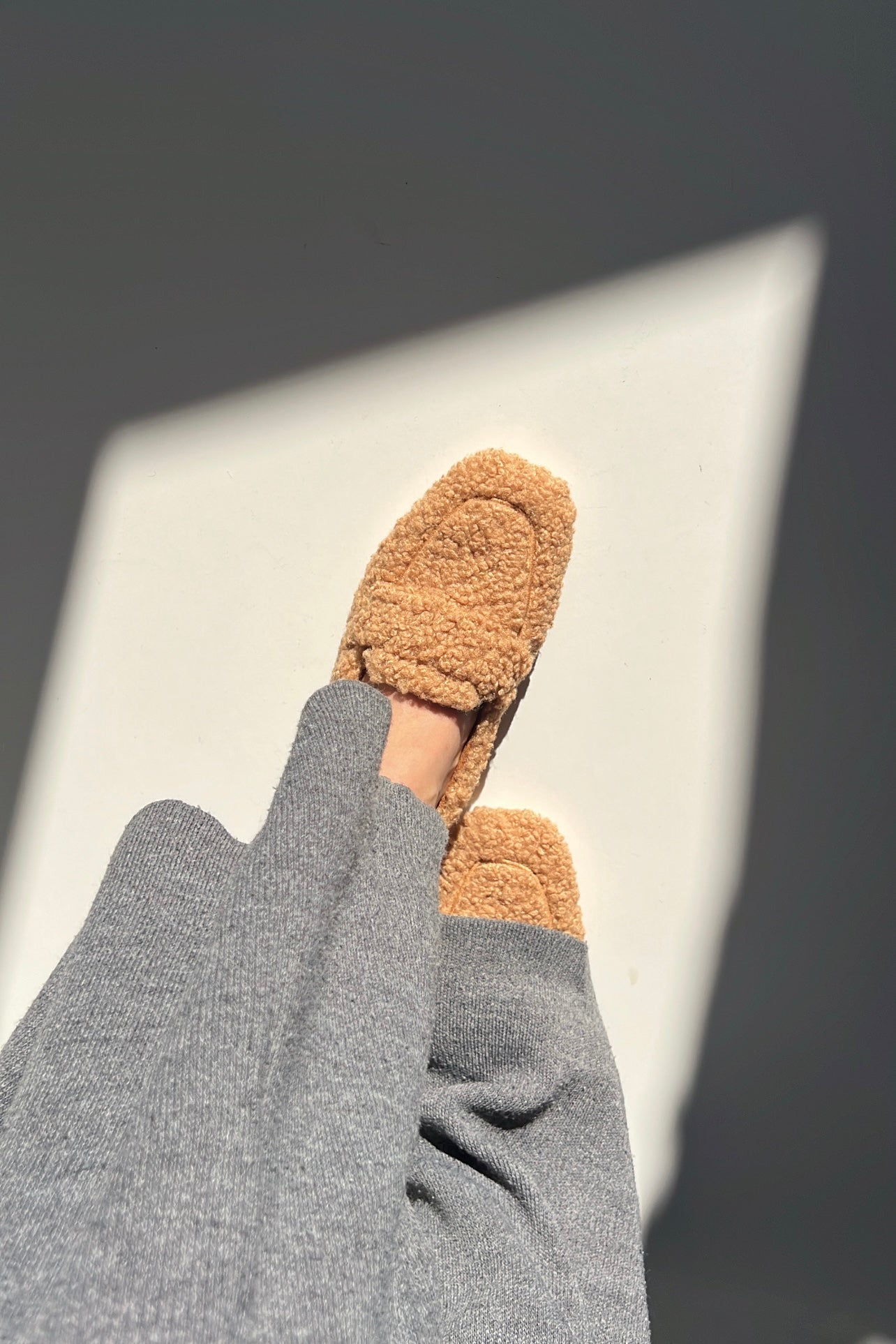 Bonny Taba Kürklü Ev Babeti