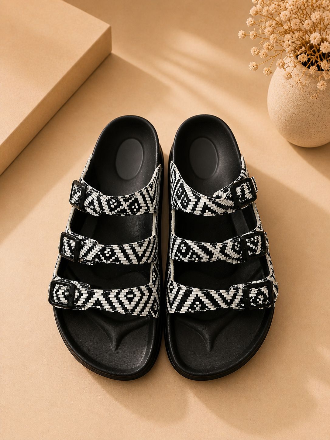 Zebra Üç Kemerli Terlik